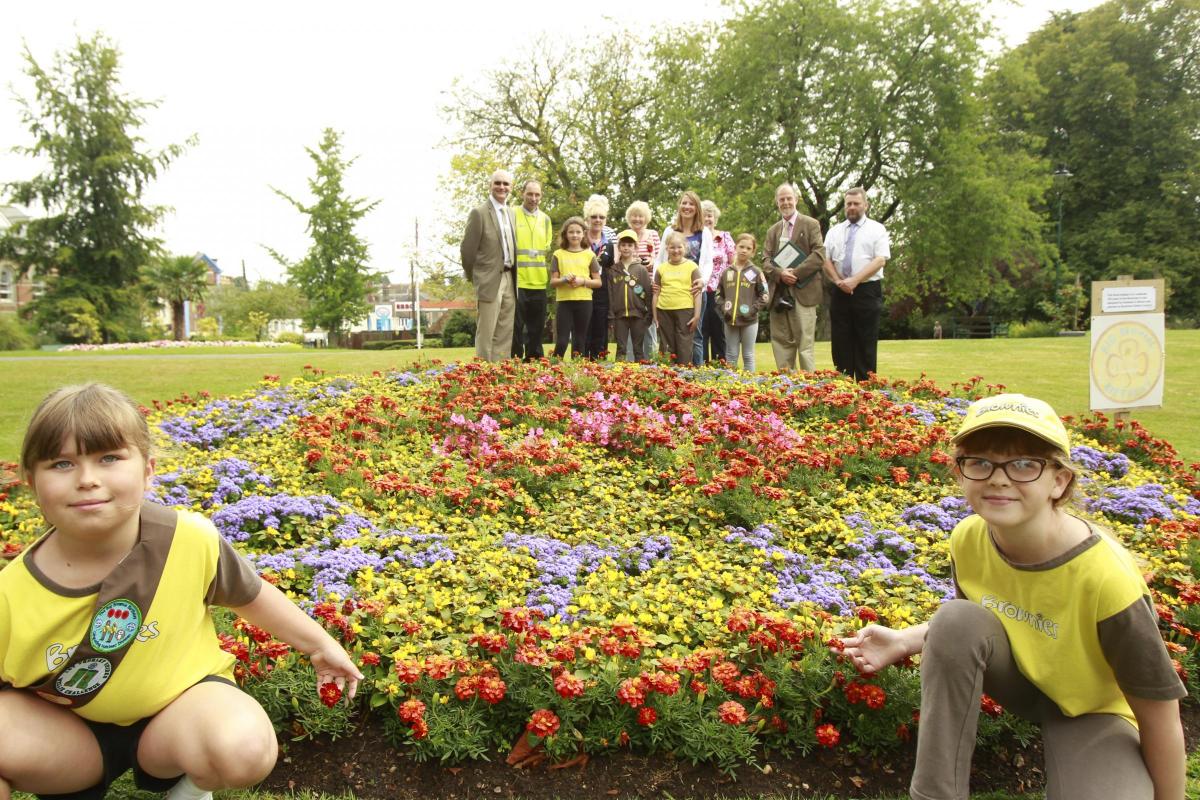 SUCCESS: The public gardens in 2010. Pictured Halstead brownies and judges and Halstead in Bloom team