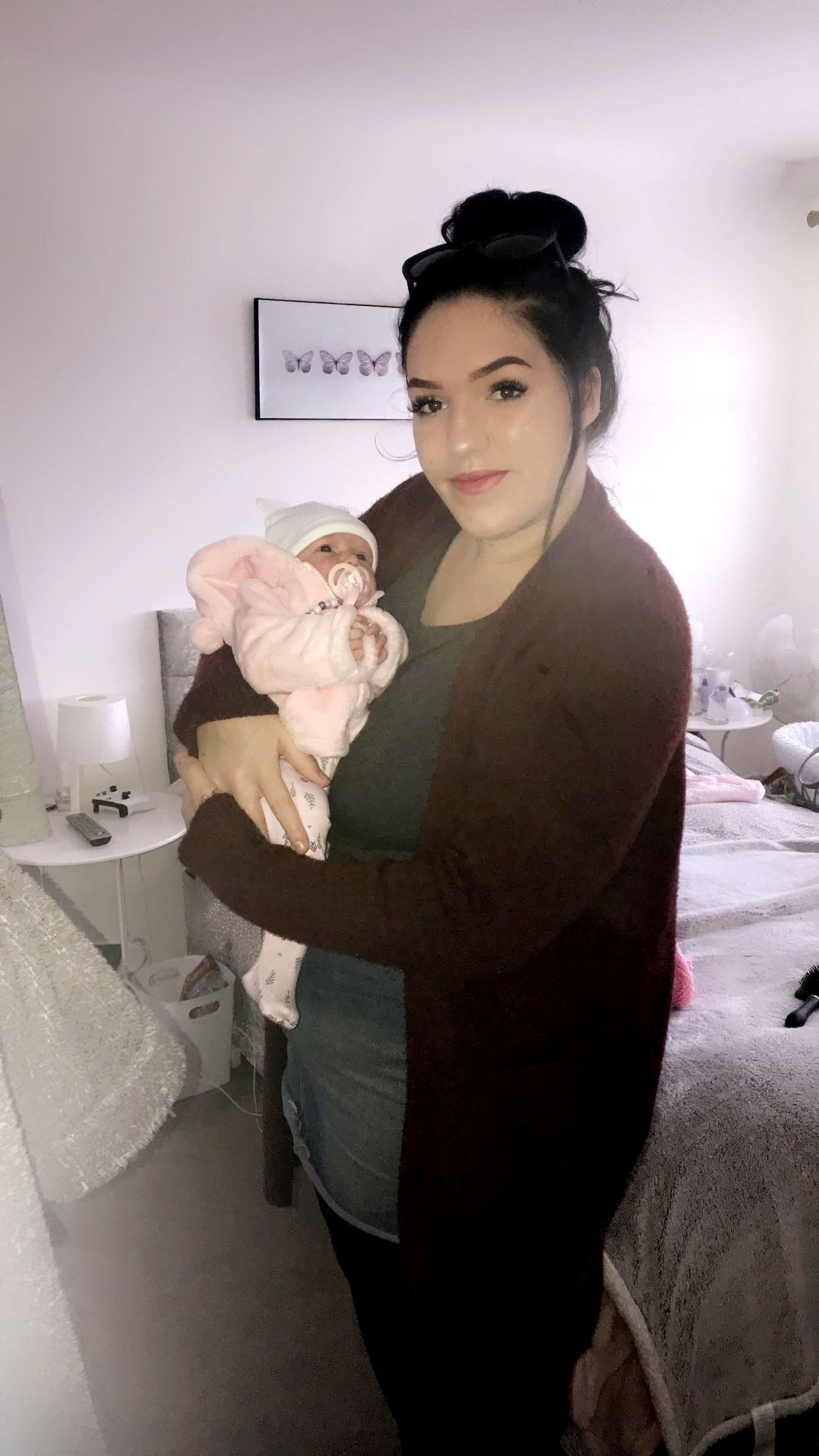 Inspiration - Lillie with baby Mila Monro after her weightloss. See SWNS story SWTPloss. A new mum lost seven stone after she ditched her up to £800 a month fast food habit when doctors said she might not live to see her daughter grow up.